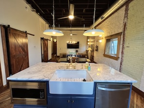 Microwave, oven, stovetop, dishwasher