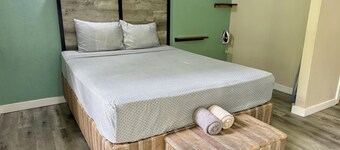 Belmont Apartments/Modern  affordable accommodations