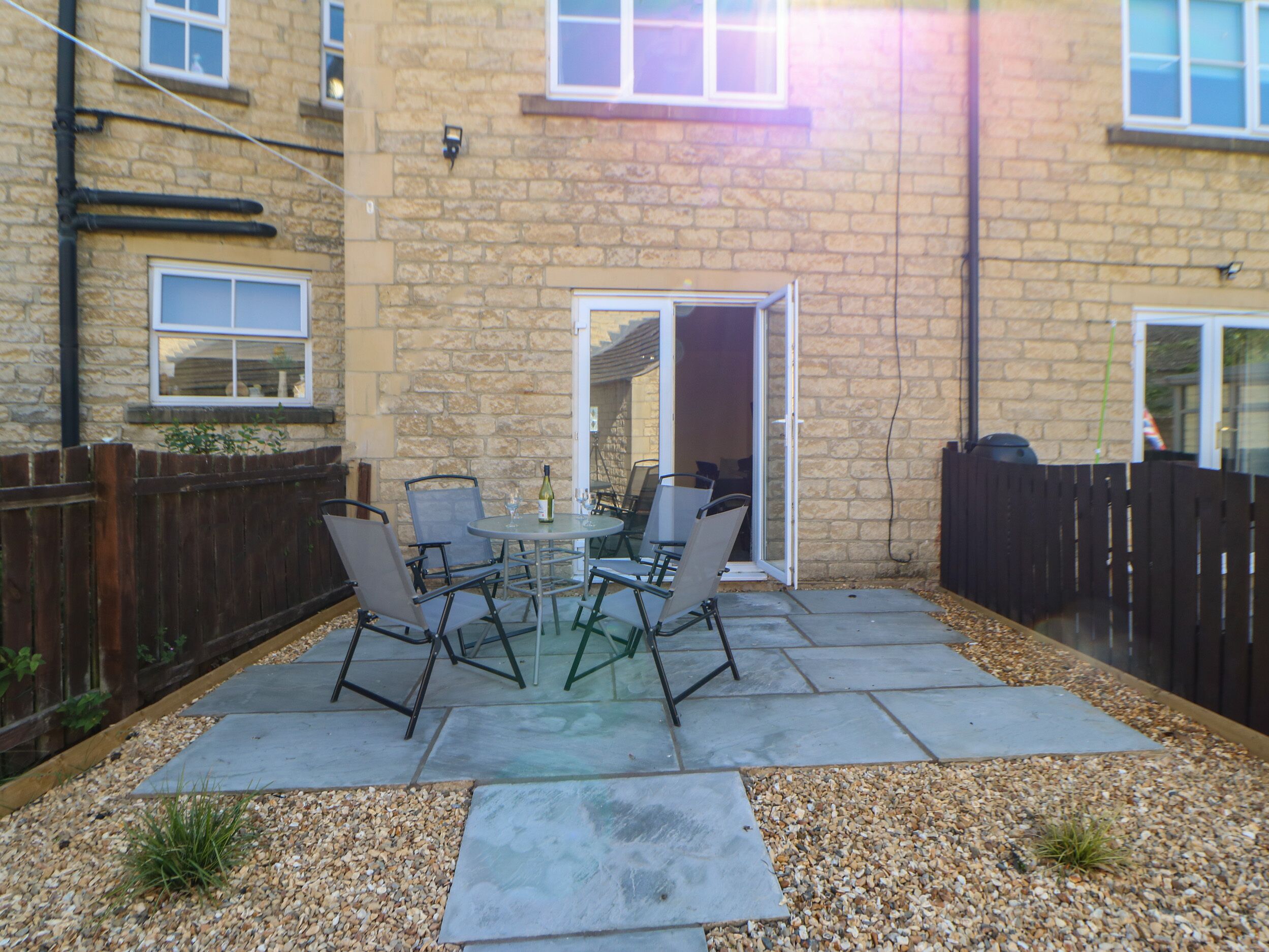 Cottage | Outdoor dining