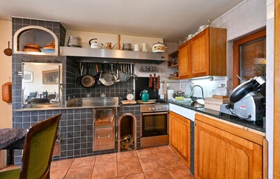 Cozy home in Ribnjacka with kitchen