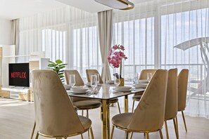 Dining - Magical 4BR Penthouse with Spacious Terrace (Dubai)