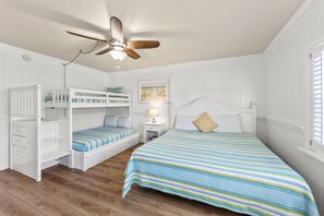 2 camere, ferro/asse da stiro, Wi-Fi gratuito, lenzuola