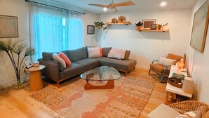 Unclassified image, 5 of 30, button - Scottsdale Desert Oasis - 3 BR home, pool & patio - minutes from Old Town! (Scottsdale)