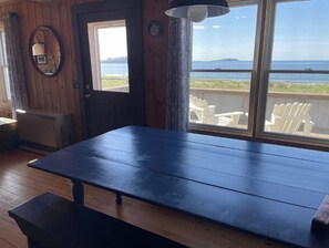 Dining - Popham Beach Oceanfront Cottage, 4 bedrooms, 2.5 bath, +outdoor shower, sleeps 9 (Phippsburg)