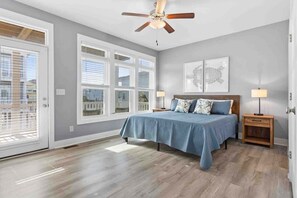 5 bedrooms, free WiFi - Sweet Tooth by Brunswick Vacation Rentals w/ Pool (Ocean Isle Beach)