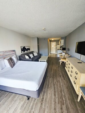 1 bedroom, free WiFi, bed sheets