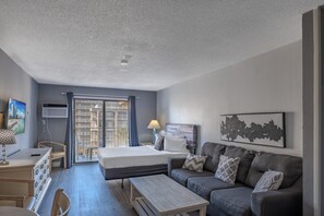 TV - Beautifully Updated Ocean View Studio! Sea Mist 50503 (Myrtle Beach)