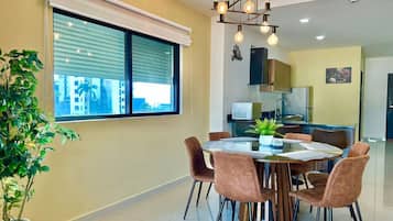 Iberika 99 | Dining room