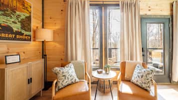 Smart TV, fireplace, video games