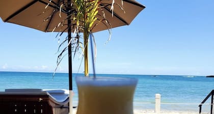 Luxury Villa for winter! Breakfast Chef! Beaches Restaurants. Entertainment !!