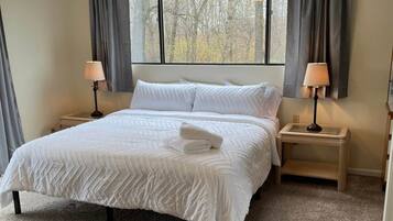 7 bedrooms, internet, bed sheets