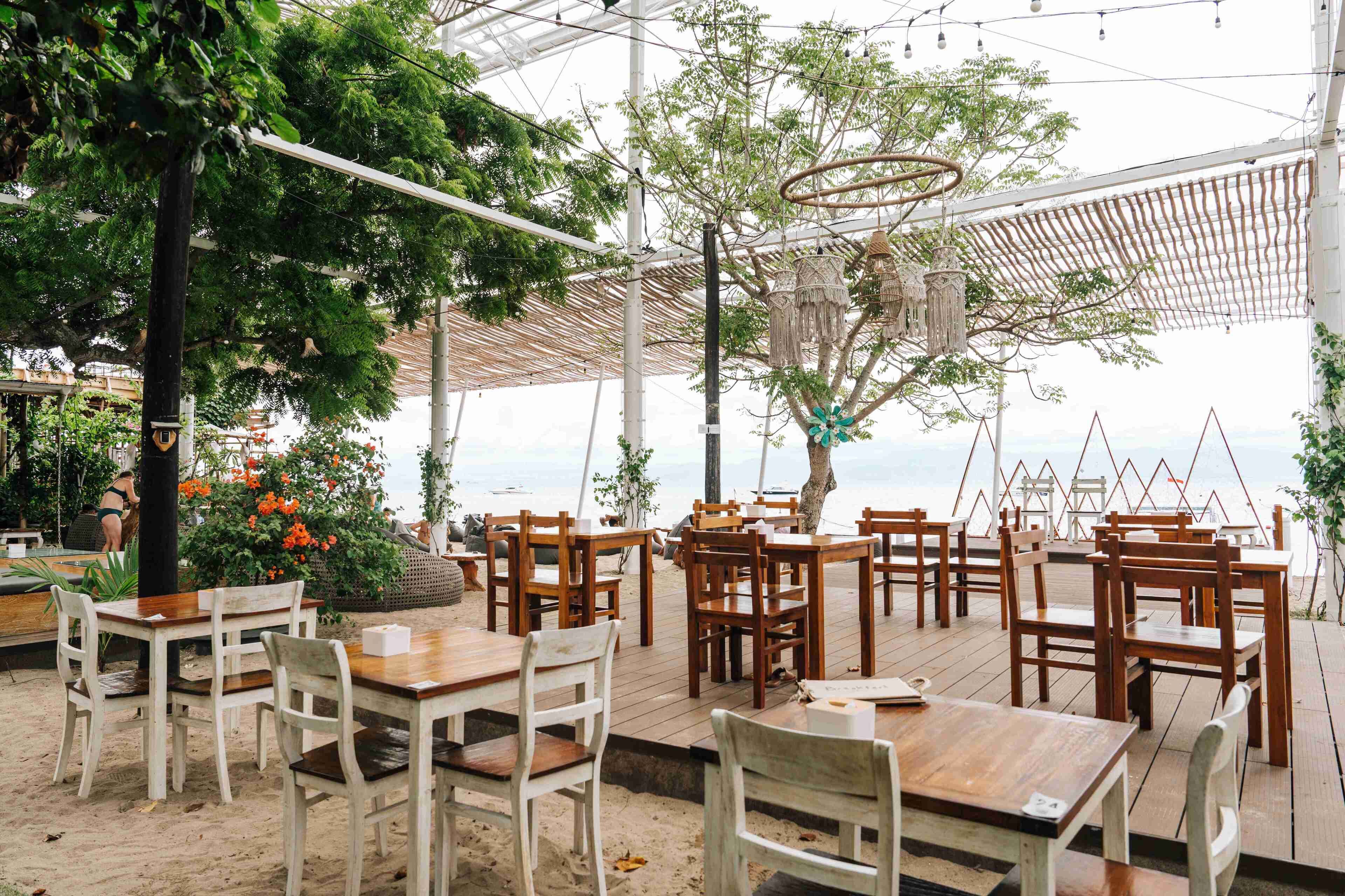 Zona a l'aire lliure per a la celebració de banquets