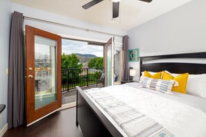 3 bedrooms, desk, iron/ironing board, free WiFi