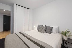 2 室のベッドルーム、アイロン / アイロン台、WiFi、車椅子でアクセスできる設備