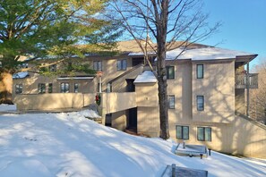 Exterior - Picturesque mountain view condo with fireplace, balcony, deck, pool, & kitchen (Waitsfield)