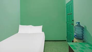 Economy Double Room | Free WiFi, bed sheets