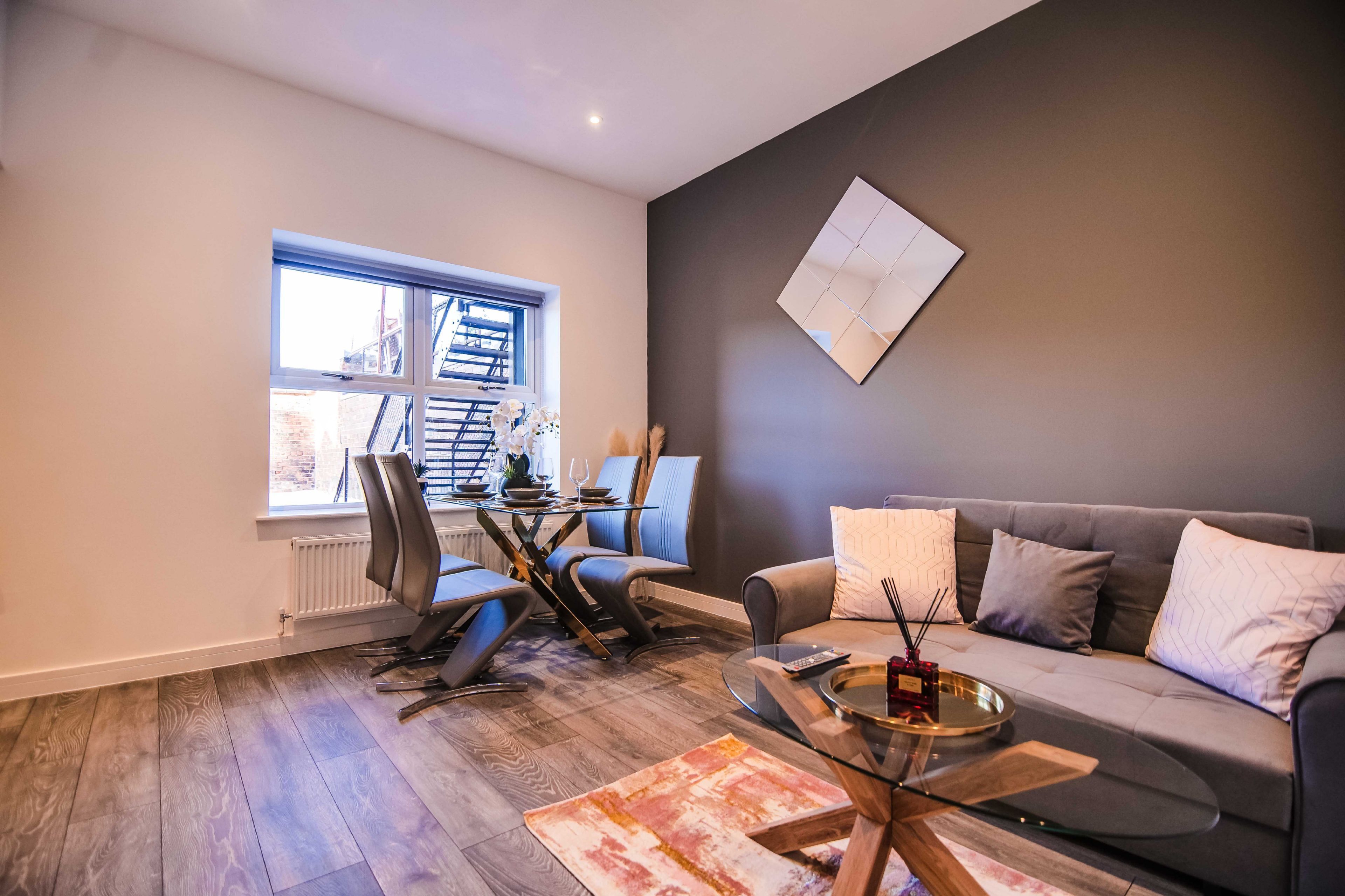 1 Bedroom Apartment With An Open Plan Kitchen, Diner, And Lounge. - York