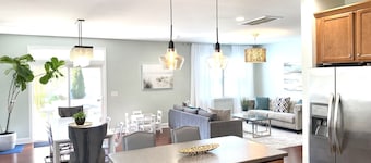 Cary Family and Pet House