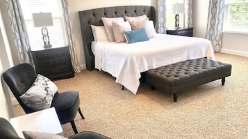 4 Schlafzimmer, Schreibtisch, Reisekinderbett, kostenloses WLAN