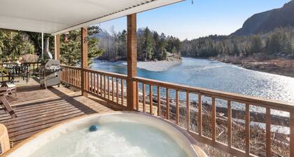 South Fork Lodge - TWO riverfront apartments