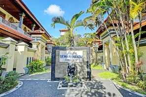 Exterior - OYO Collection O 91125 Puri Dewa Bharata (Seminyak)