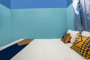 Bed sheets - OYO Homes 91009 Eco Tourism Desa Cibodas Areng 4 Syariah (Lembang)
