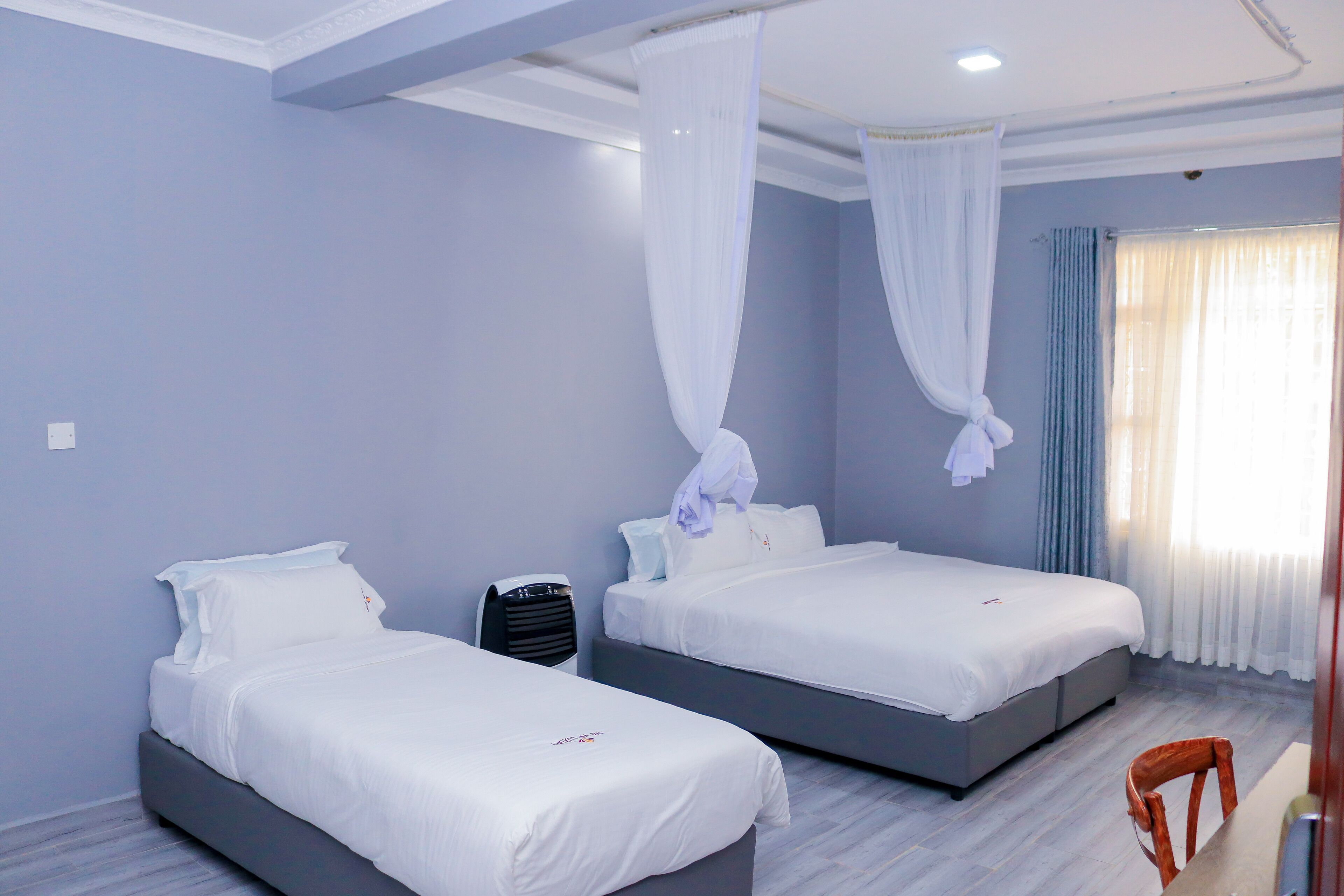 Desk, free WiFi, bed sheets