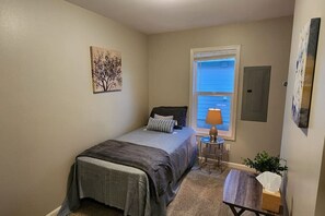 3 bedrooms, desk, free WiFi