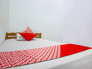 Basic Single Room - Hotel O Kilana Homestay (Makassar)