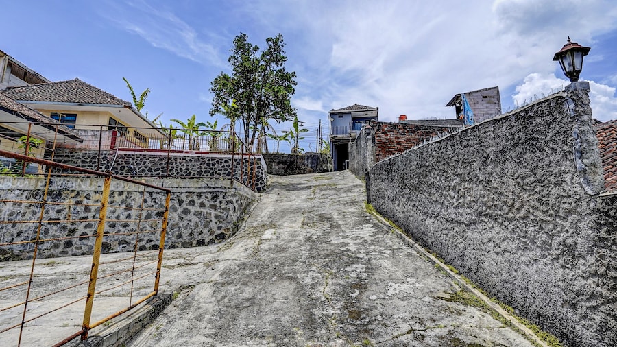 OYO Life 91116 Pelangi Residence Syariah