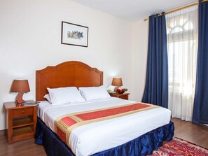 Room - Safeer Hotel Suites (Muscat)