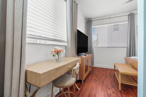 1 bedroom, internet