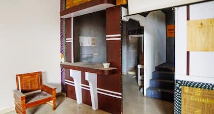 OYO 91647 Sanina Residence