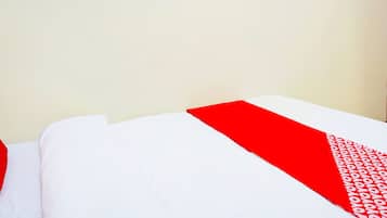 Deluxe Double Room | In-room safe, desk, laptop workspace, free WiFi
