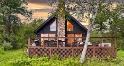 Tranquil 3-BR Waterfront Retreat