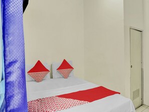 Habitación doble estándar | Wifi gratis y ropa de cama 