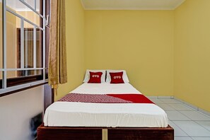 Standard Double Room - OYO 91364 Pondok Alfa (Bandung)