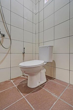 Standard Double Room | Bathroom | Shower, soap