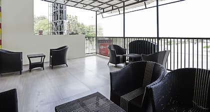 OYO D'lima Guest House Sub