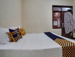 Habitación doble económica | Wifi gratis y ropa de cama