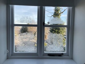 Interior - Central Ely 3 bed 2 bathroom smart apartment (Ely)