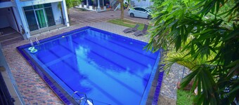 Sanri villa Katunayaka