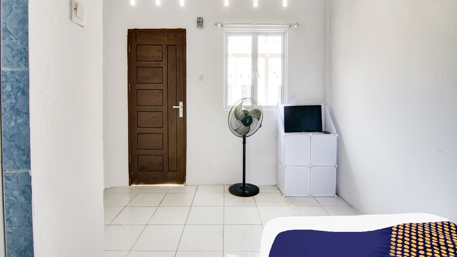 SPOT ON 91858 Raja Homestay Syariah