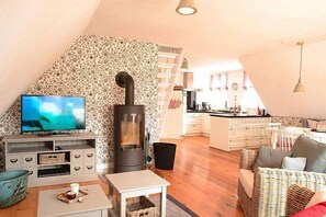 Smart TV, fireplace, DVD player - Ferienwohnung in Wyk auf Foehr (Wyk auf Föhr)