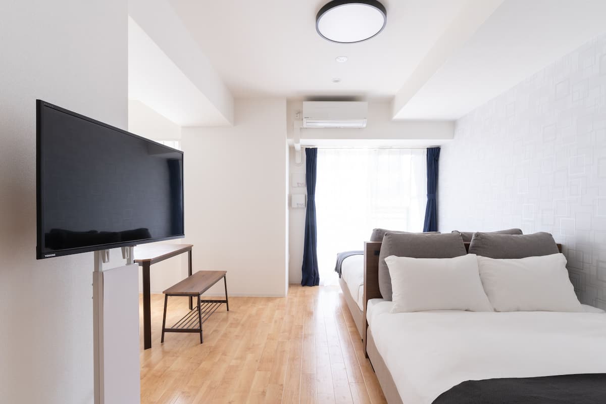 Premium Double Room | Desk, free WiFi, bed sheets
