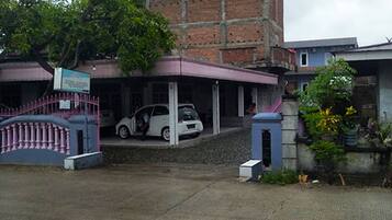 Fachada da propriedade