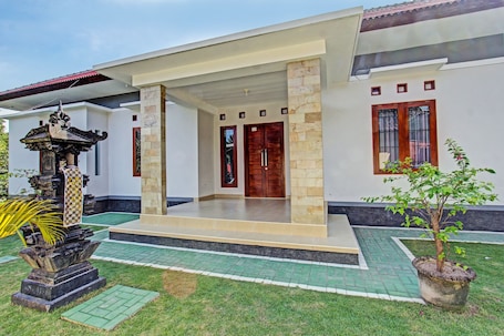 Front of property. Hotel O Archi Homestay
