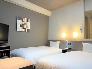 Comfort Twin Room, Non Smoking | Desk, iron/ironing board, free WiFi, bed sheets - Hotel Route Inn Shikoku Chuo - Mishimaka (Shikokuchuo)