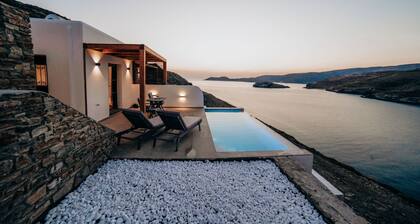 Ble Kythnos Suites