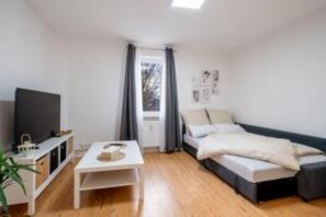 2 bedrooms, desk, iron/ironing board, travel cot